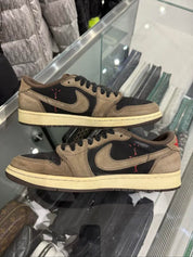 Jordan 1 Retro Low OG SP Travis Scott Mocha - Pre-Owned Size 9.5 (No original box)
