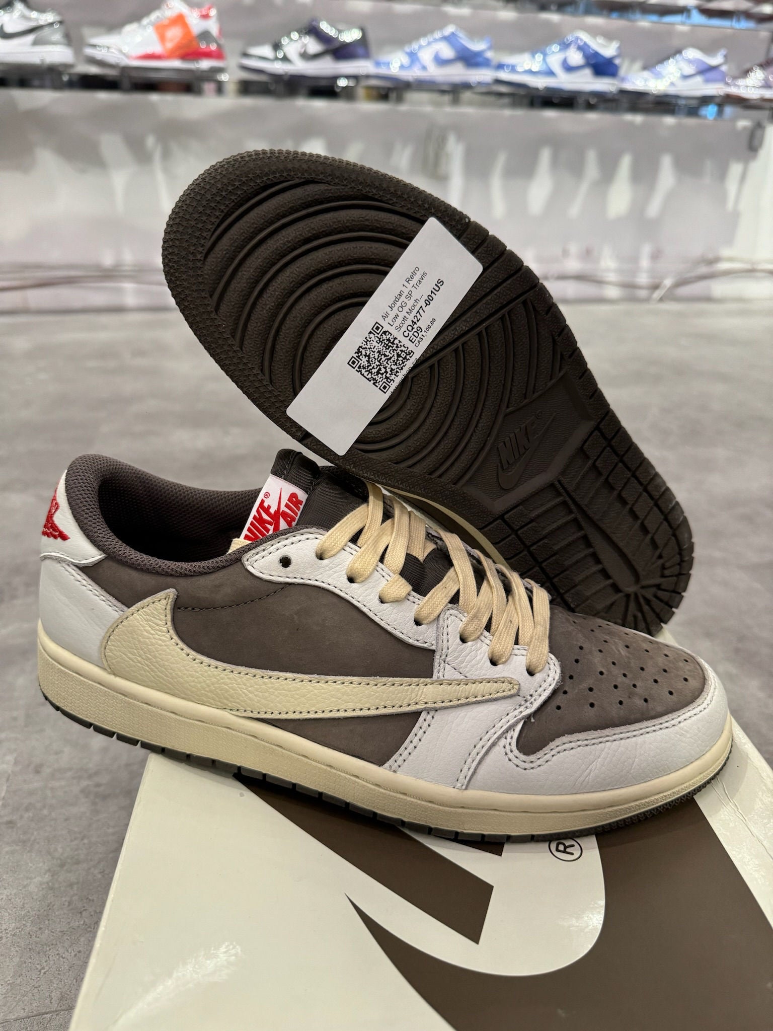 Jordan 1 Retro Low OG SP Travis Scott Reverse Mocha - Pre-Owned Size 9
