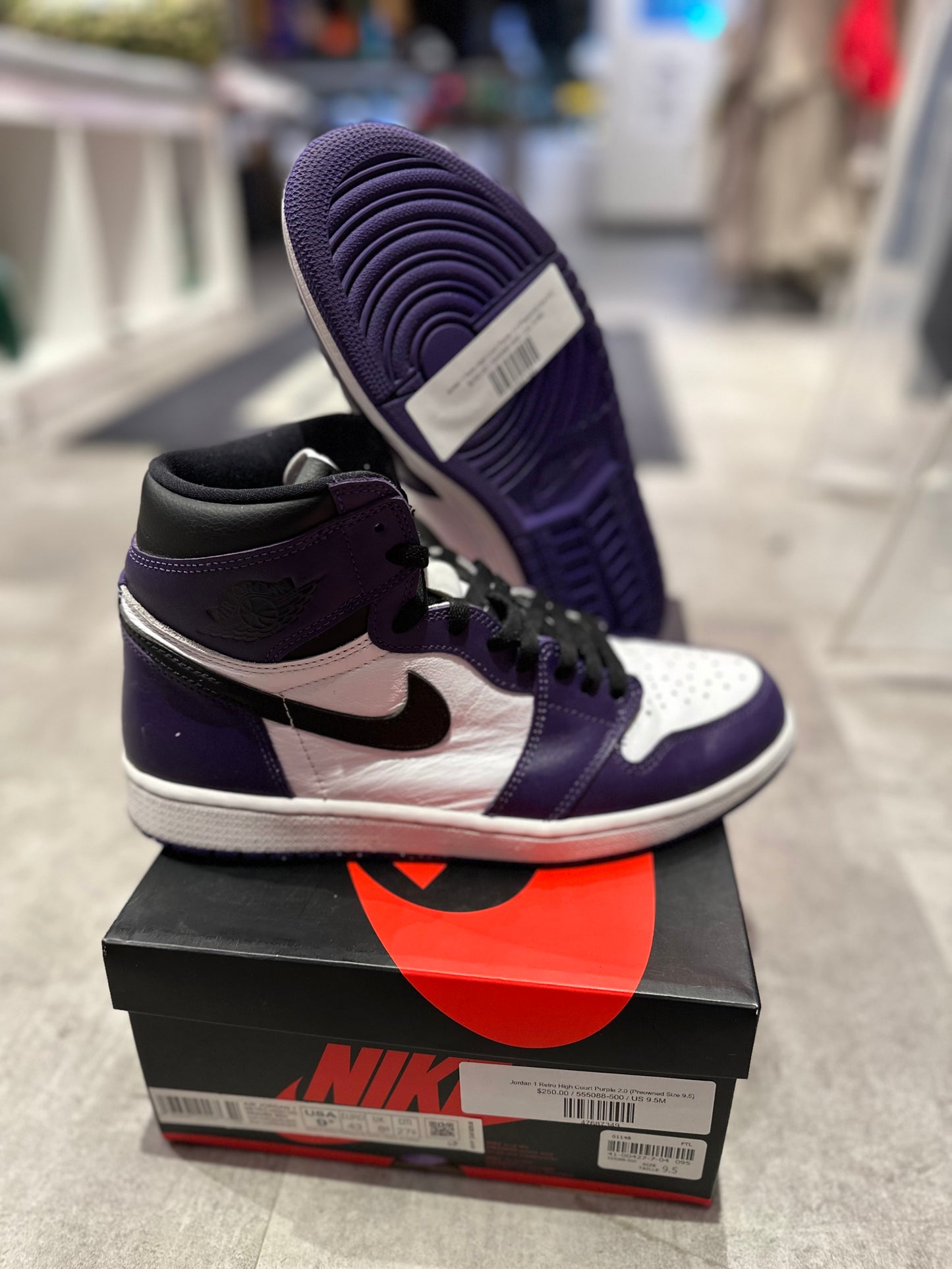 Jordan 1 Retro High Court Purple 2.0 (Preowned Size 9.5)