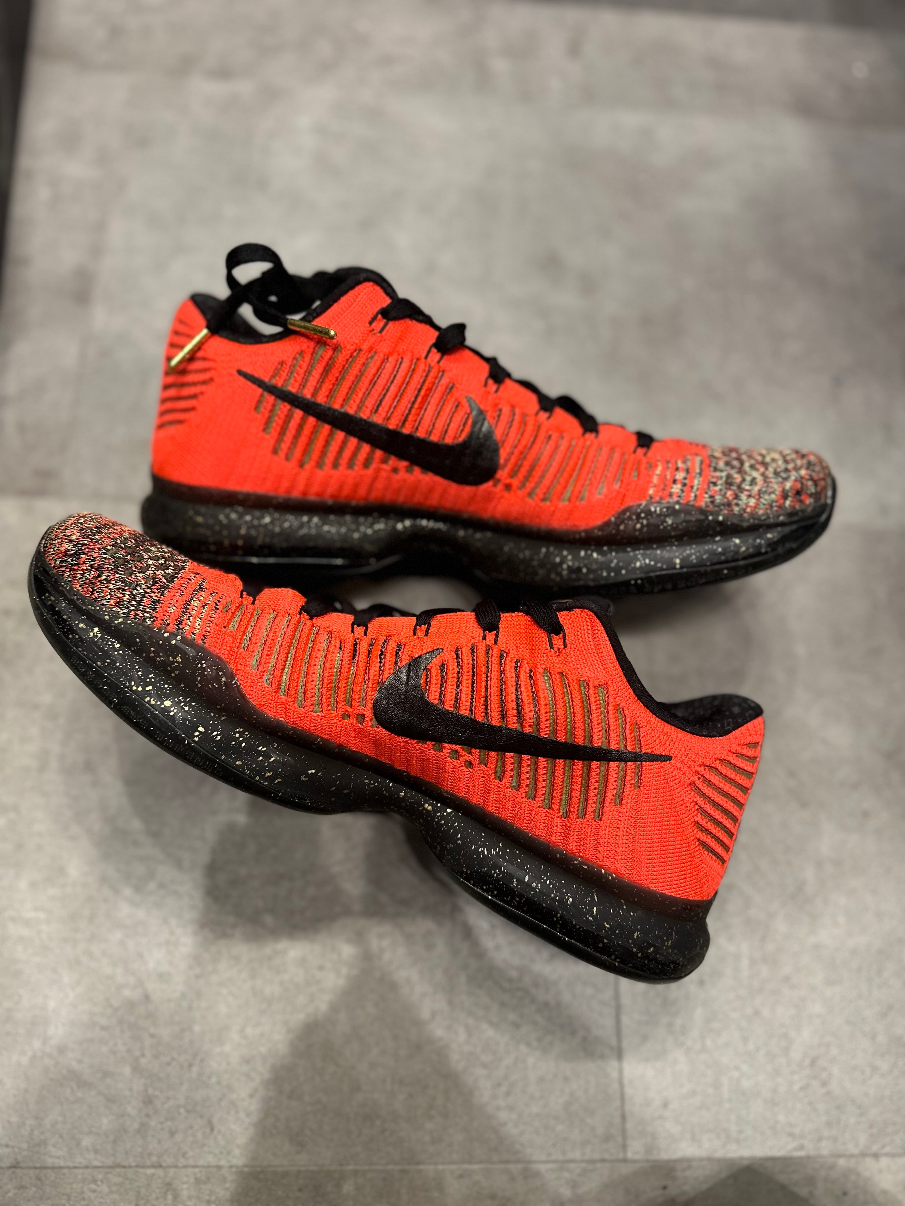 Nike Kobe 10 Elite Christmas (Preowned Size 11)