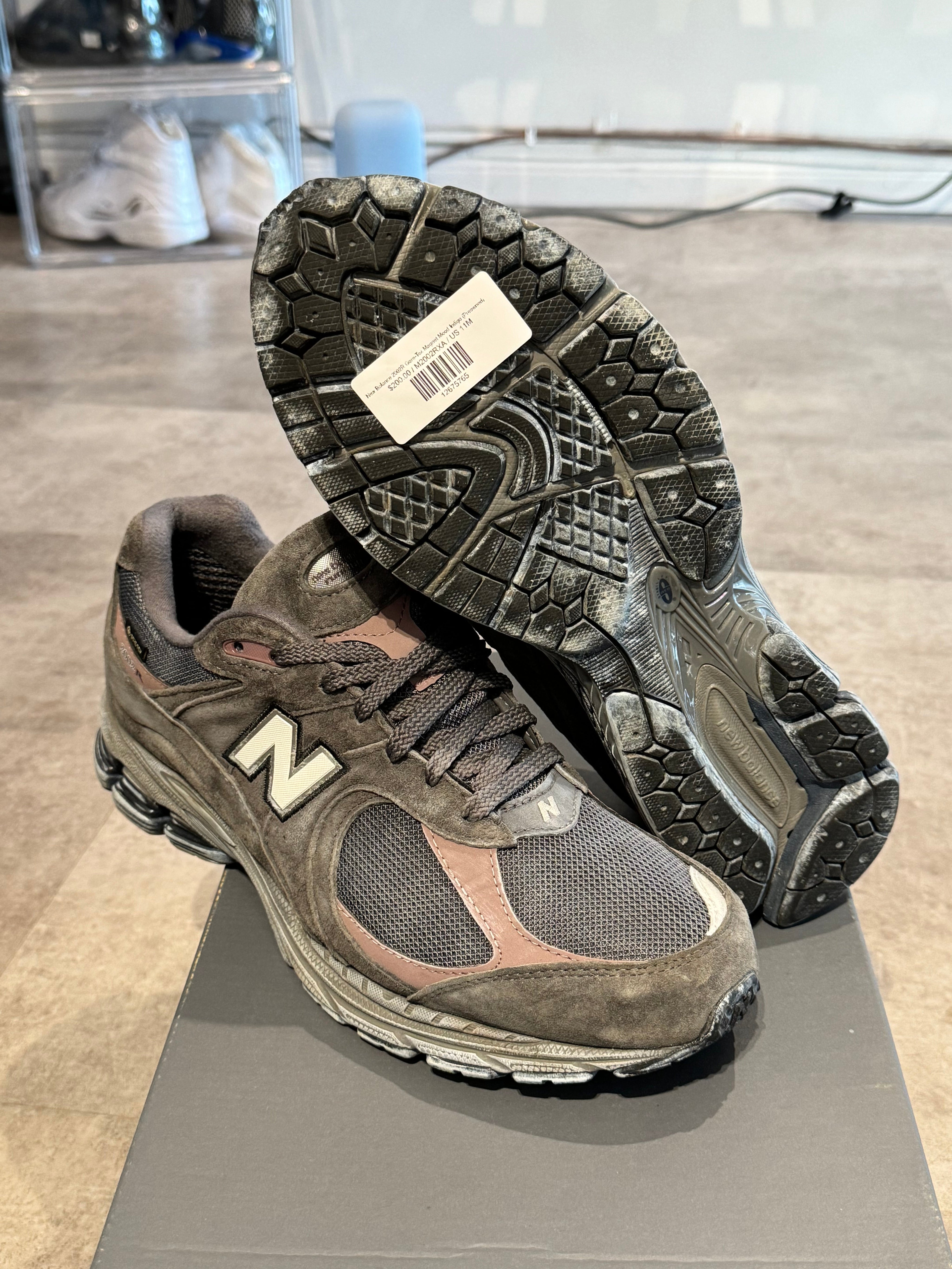 New Balance 2002R Gore-Tex Magnet Mood Indigo - Pre-Owned Size 11