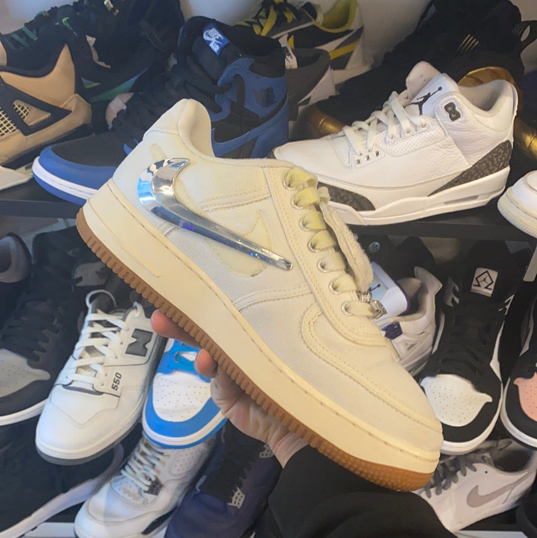 Nike Air Force 1 Low Travis Scott Sail - Pre-Owned Size 8
