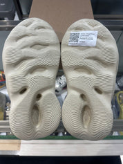 Adidas Yeezy Foam RNNR Sand (Preowned Size 6) - Pre-Owned