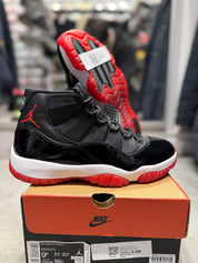 Jordan 11 Retro Playoffs Bred (2019) (Preowned Size 9.5)