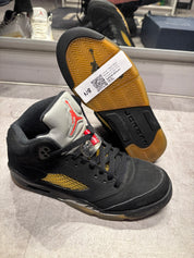 Jordan 5 Retro Black Metallic (2016) (GS) (Preowned Size 6.5y NB)