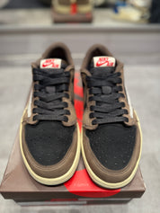 Air Jordan 1 Retro Low OG SP Travis Scott Mocha (Preowned Size 8.5)