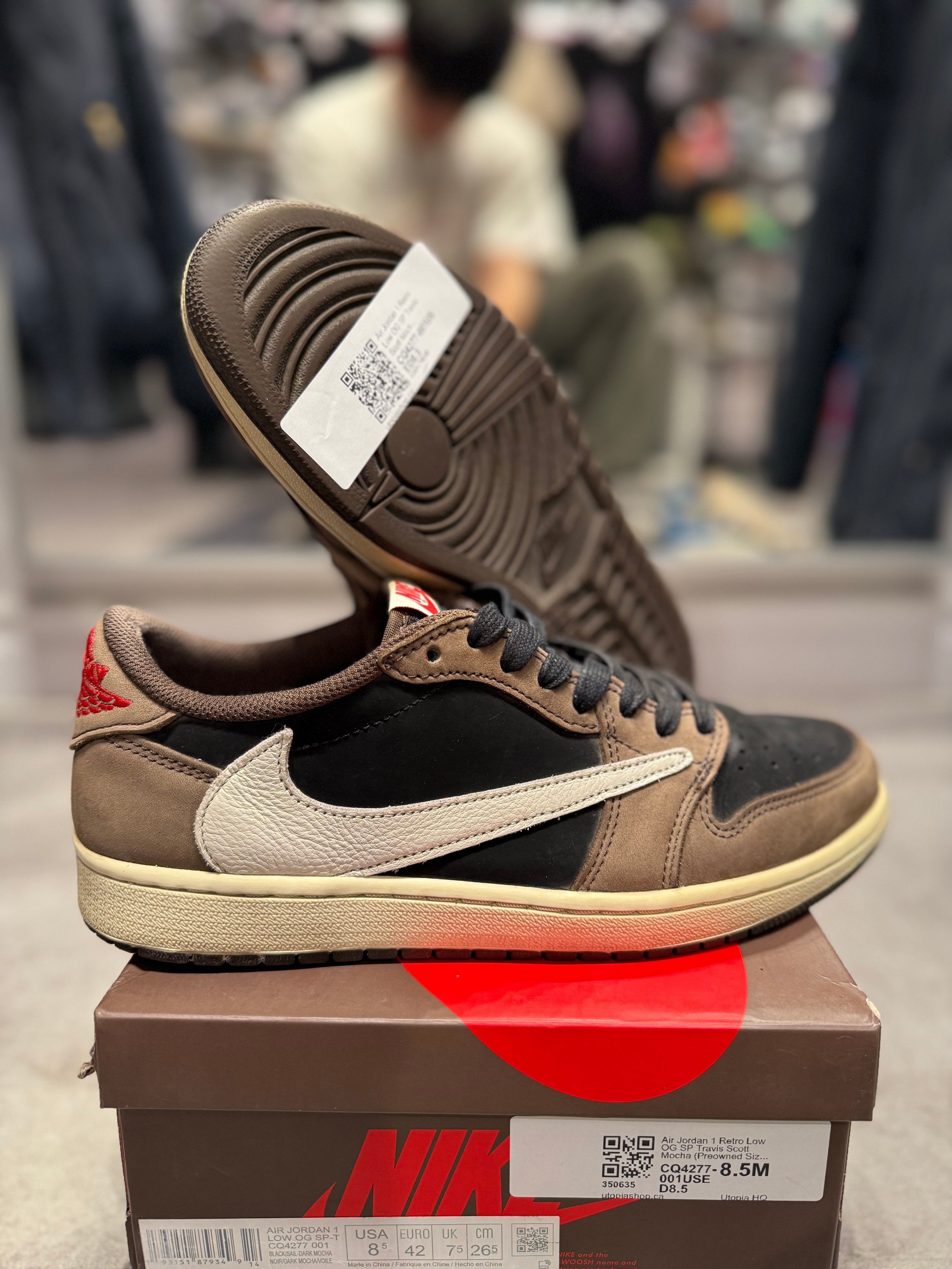 Air Jordan 1 Retro Low OG SP Travis Scott Mocha (Preowned Size 8.5)