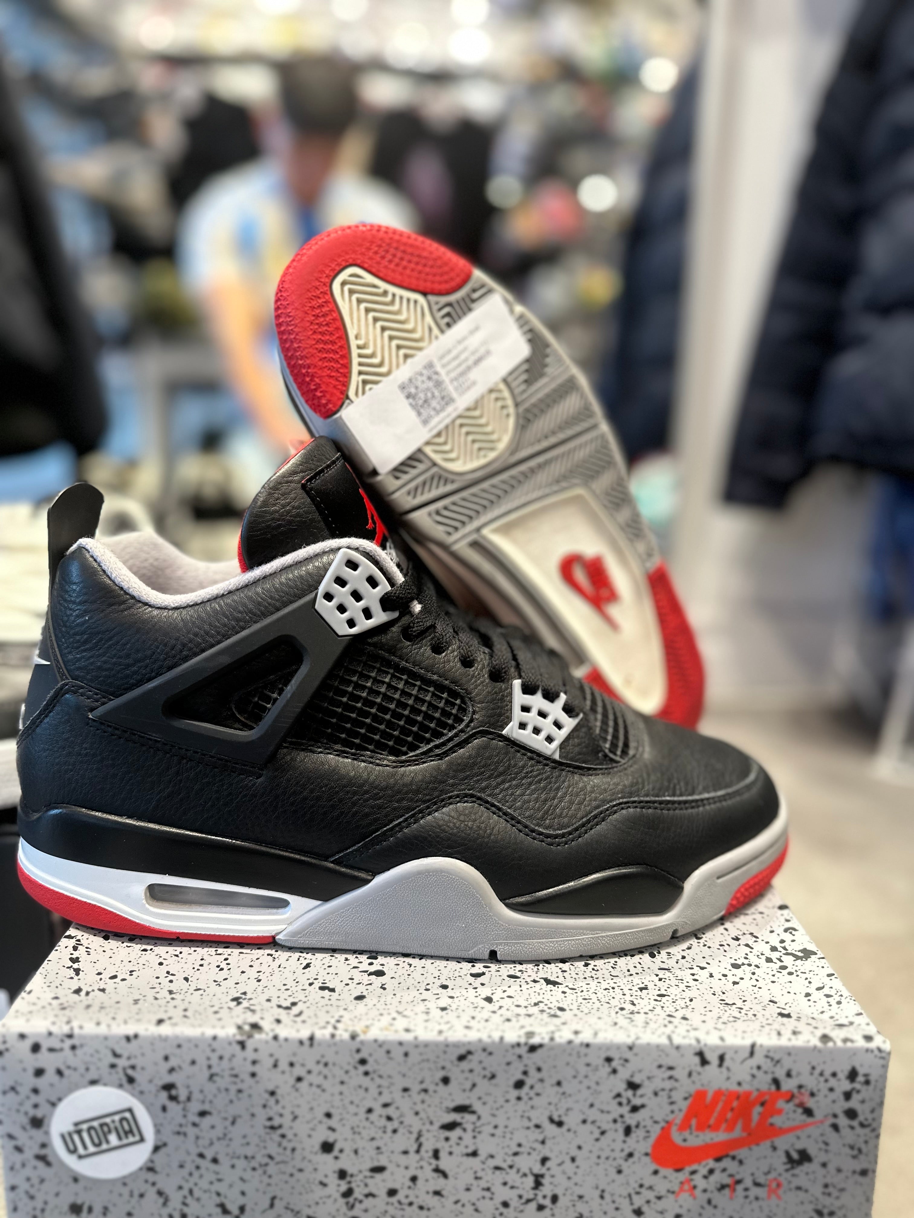 Jordan 4 Retro Bred Reimagined (Preowned Size 11)