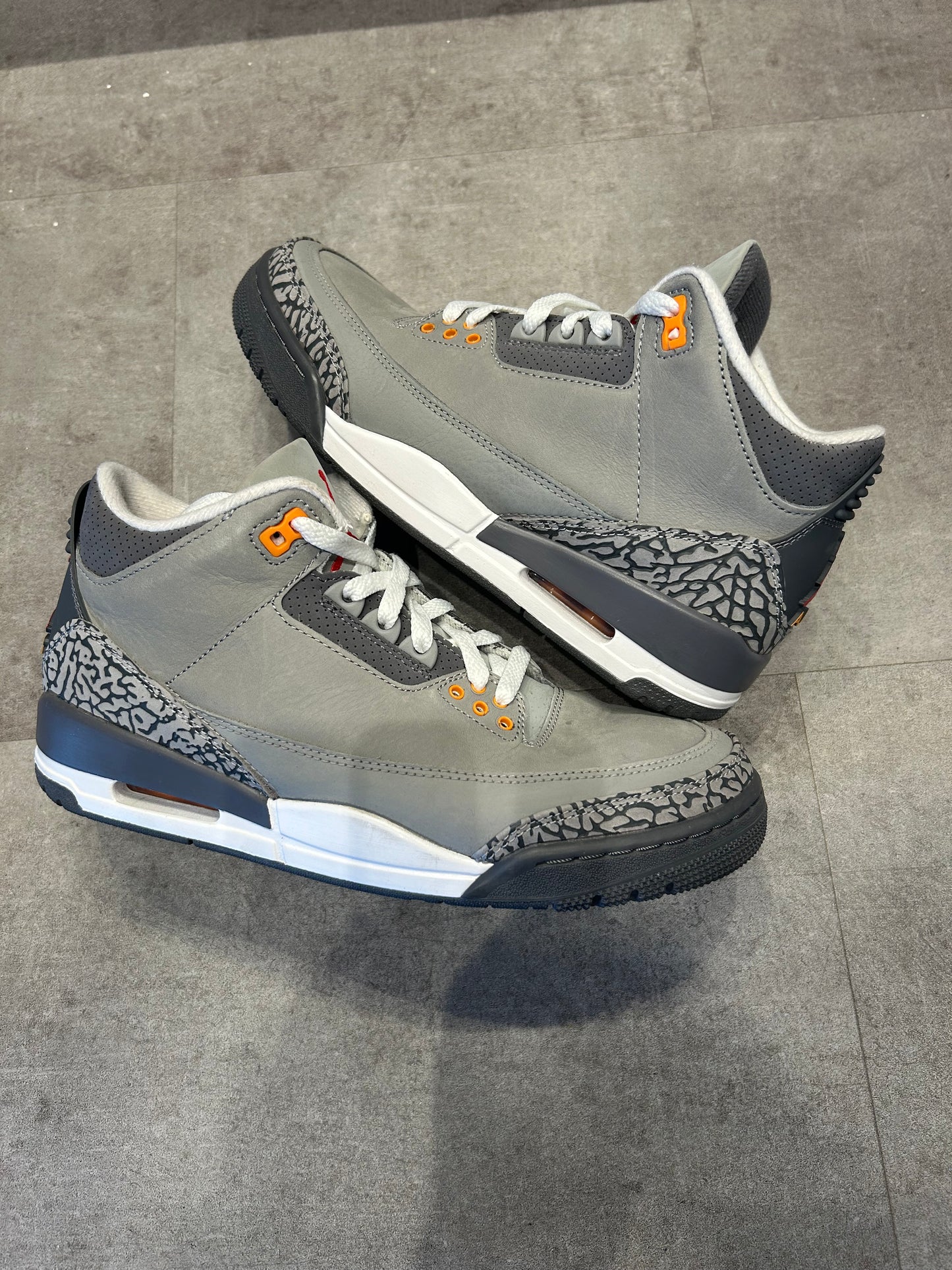 Jordan 3 Retro Cool Grey (Preowned Size 8)