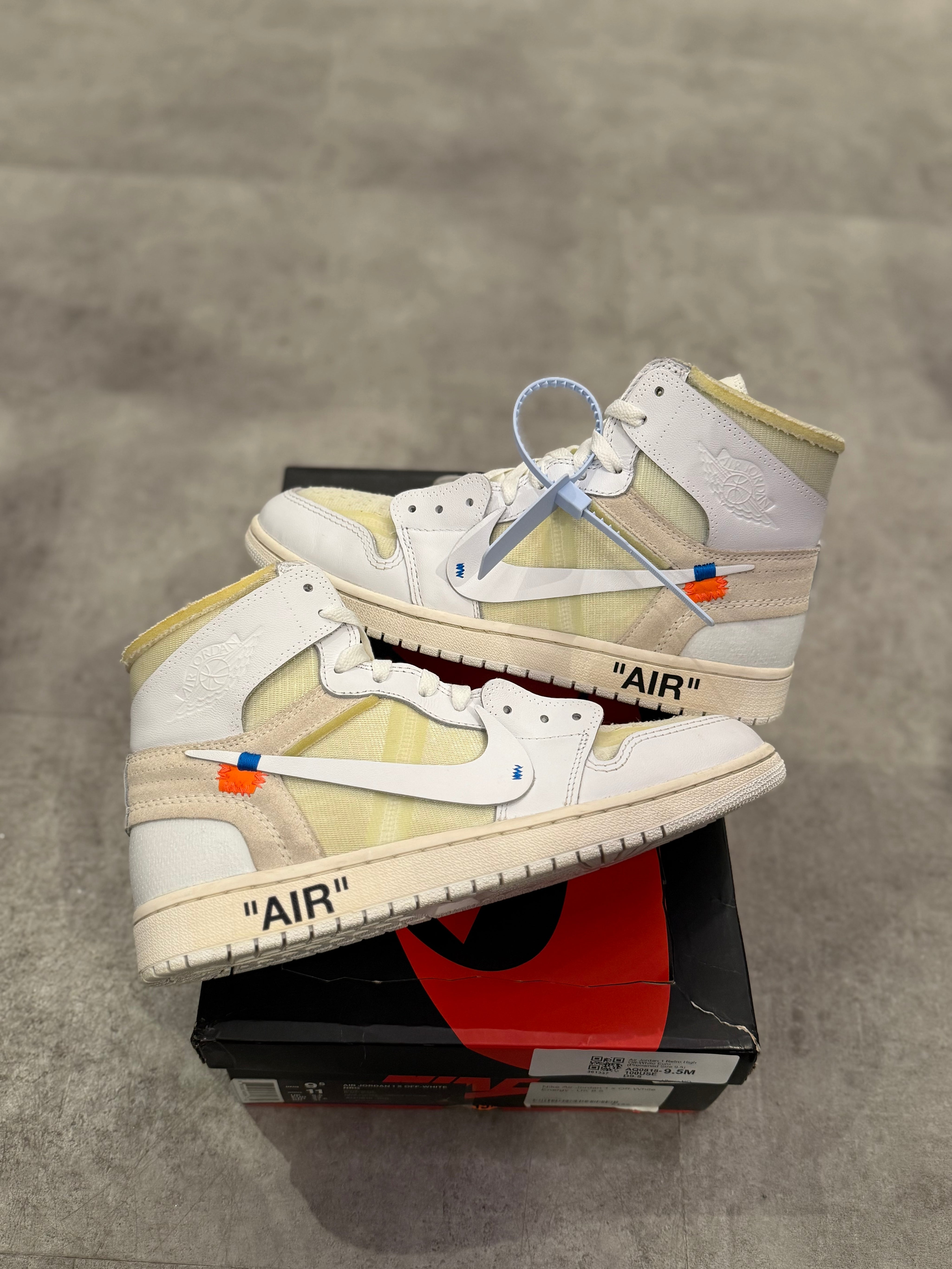 Air Jordan 1 Retro High Off-White Euro (Preowned Size 9.5)