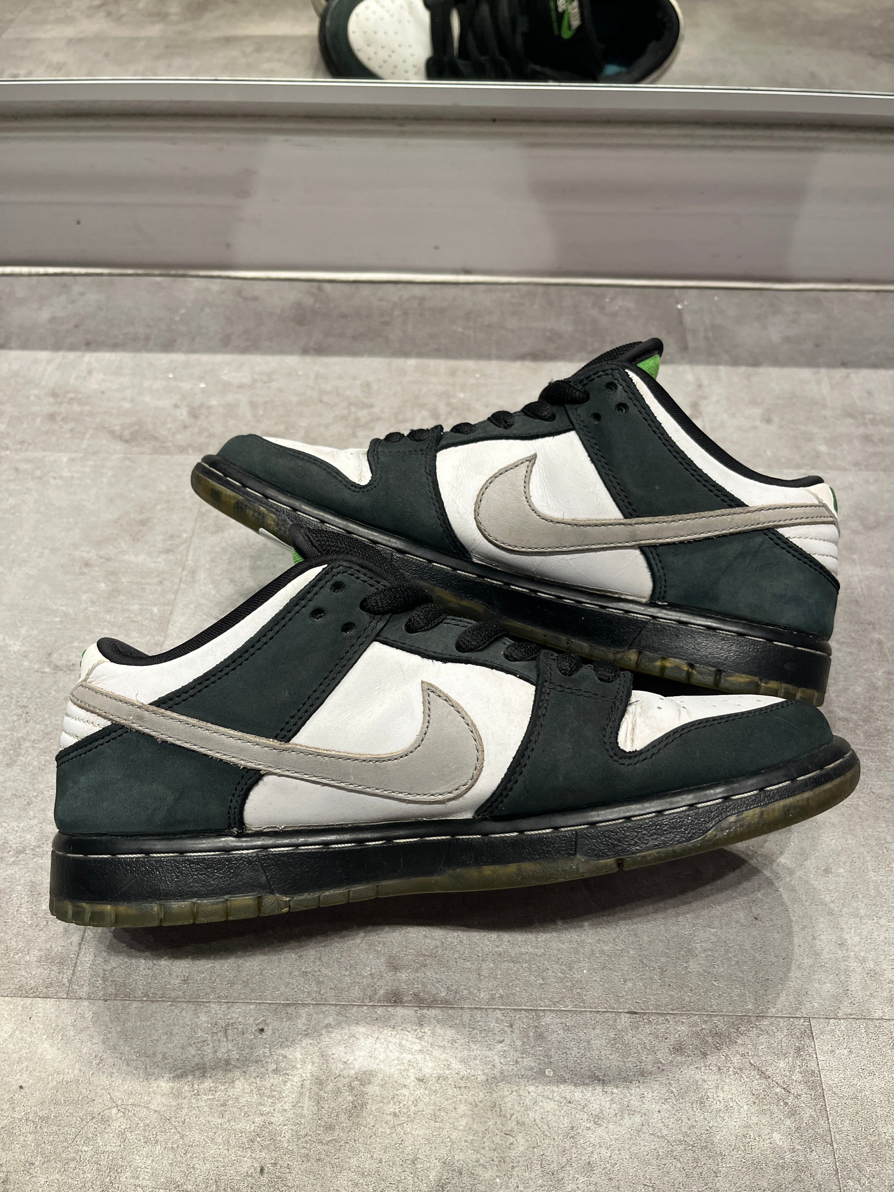 Nike SB Dunk Low Staple Panda Pigeon (Preowned)