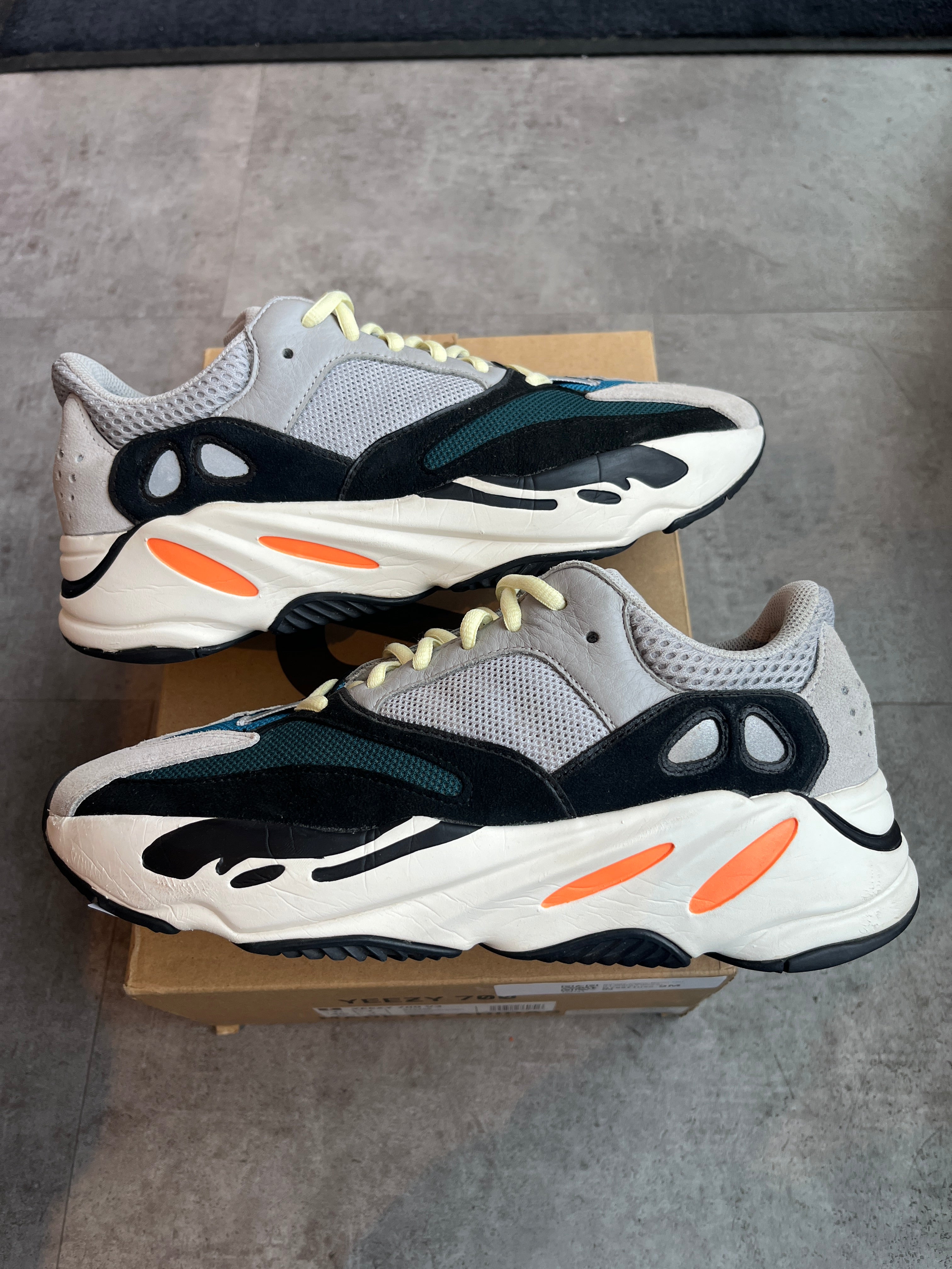 Adidas Yeezy Boost 700 V1 Wave Runner (Preowned Size 9)