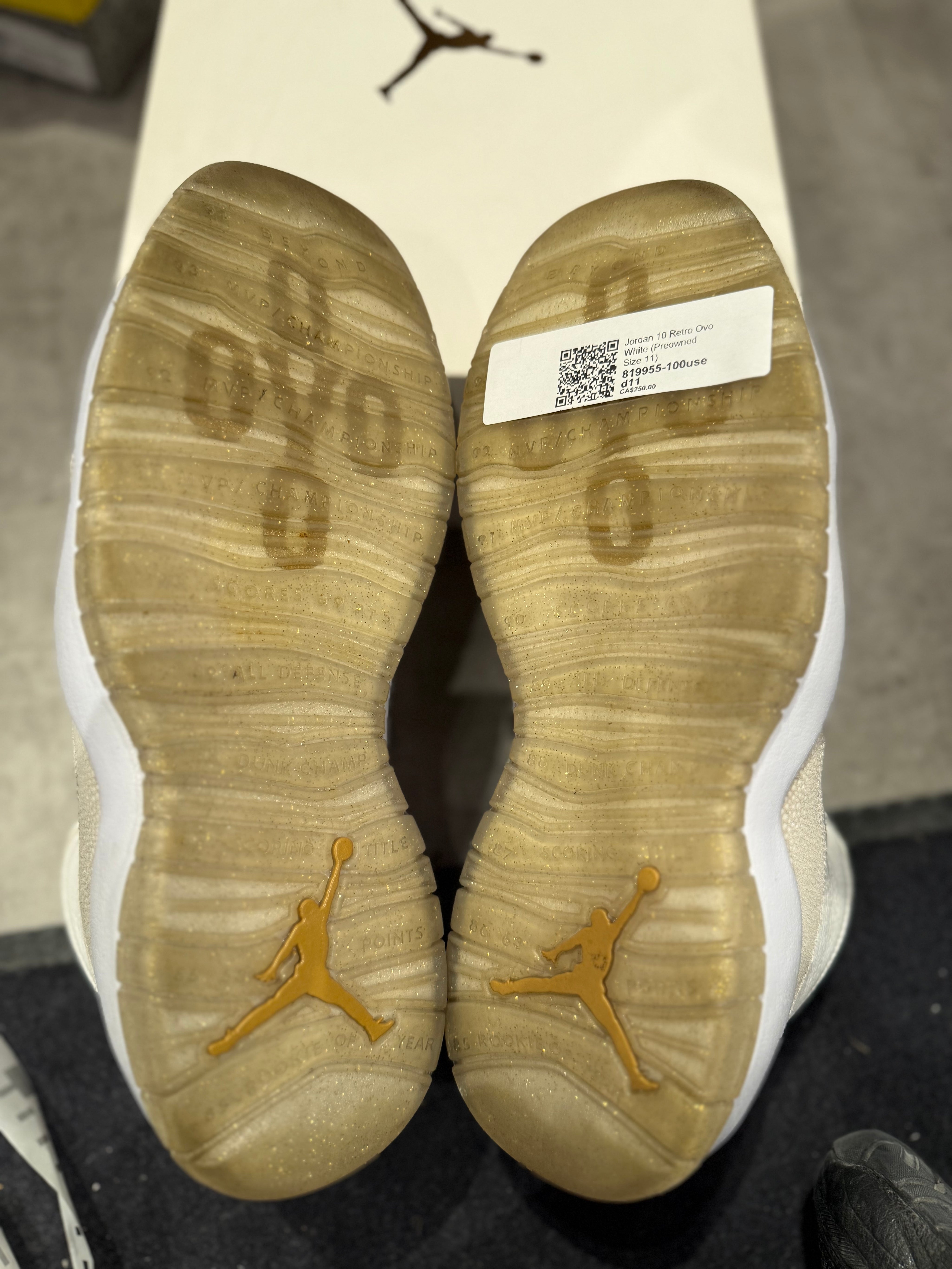 Jordan 10 Retro Ovo White (Preowned Size 11)