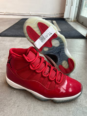 Jordan 11 Retro Win Like 96 (Preowned Size 9.5 NB)