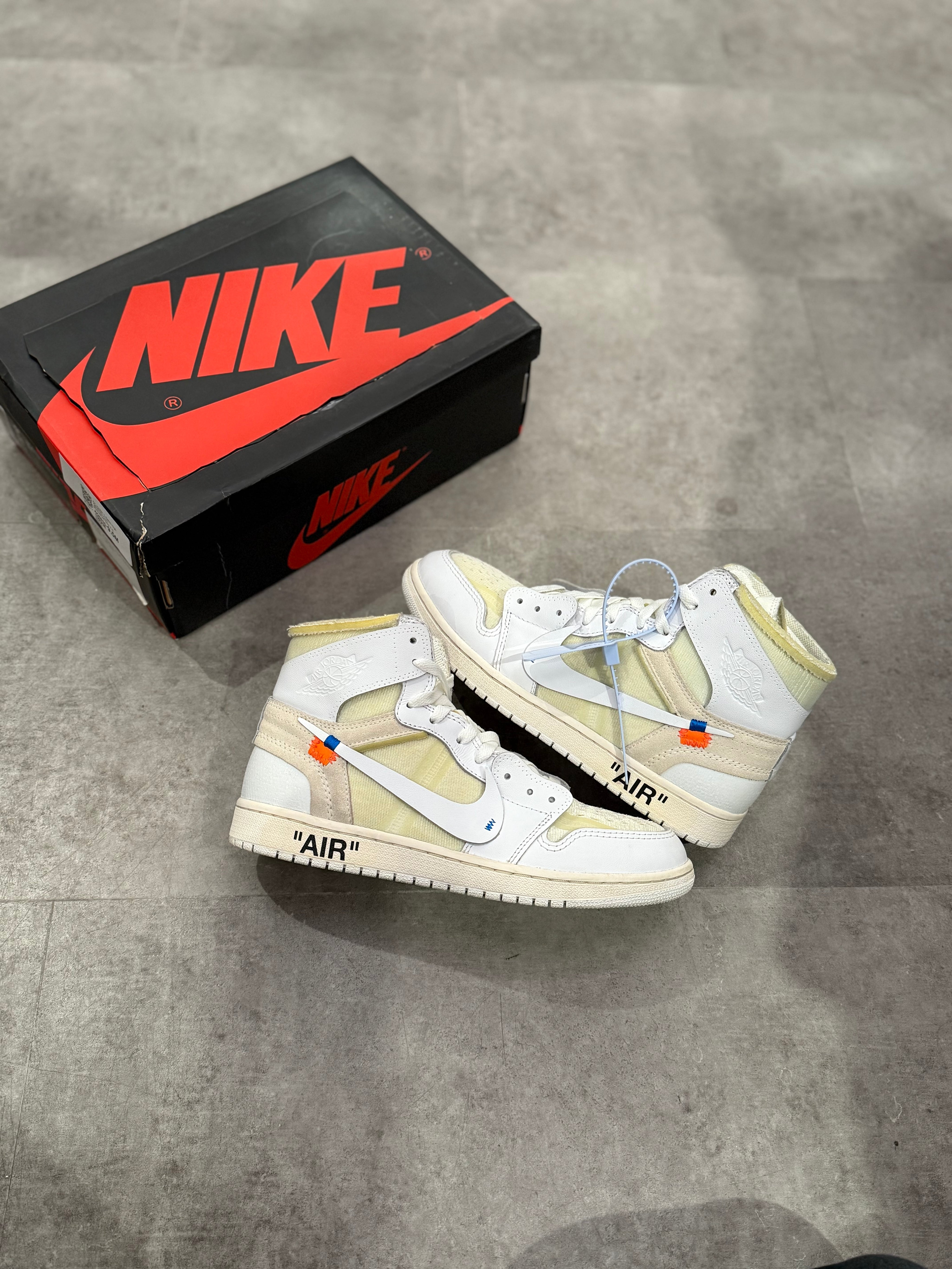 Air Jordan 1 Retro High Off-White Euro (Preowned Size 9.5)