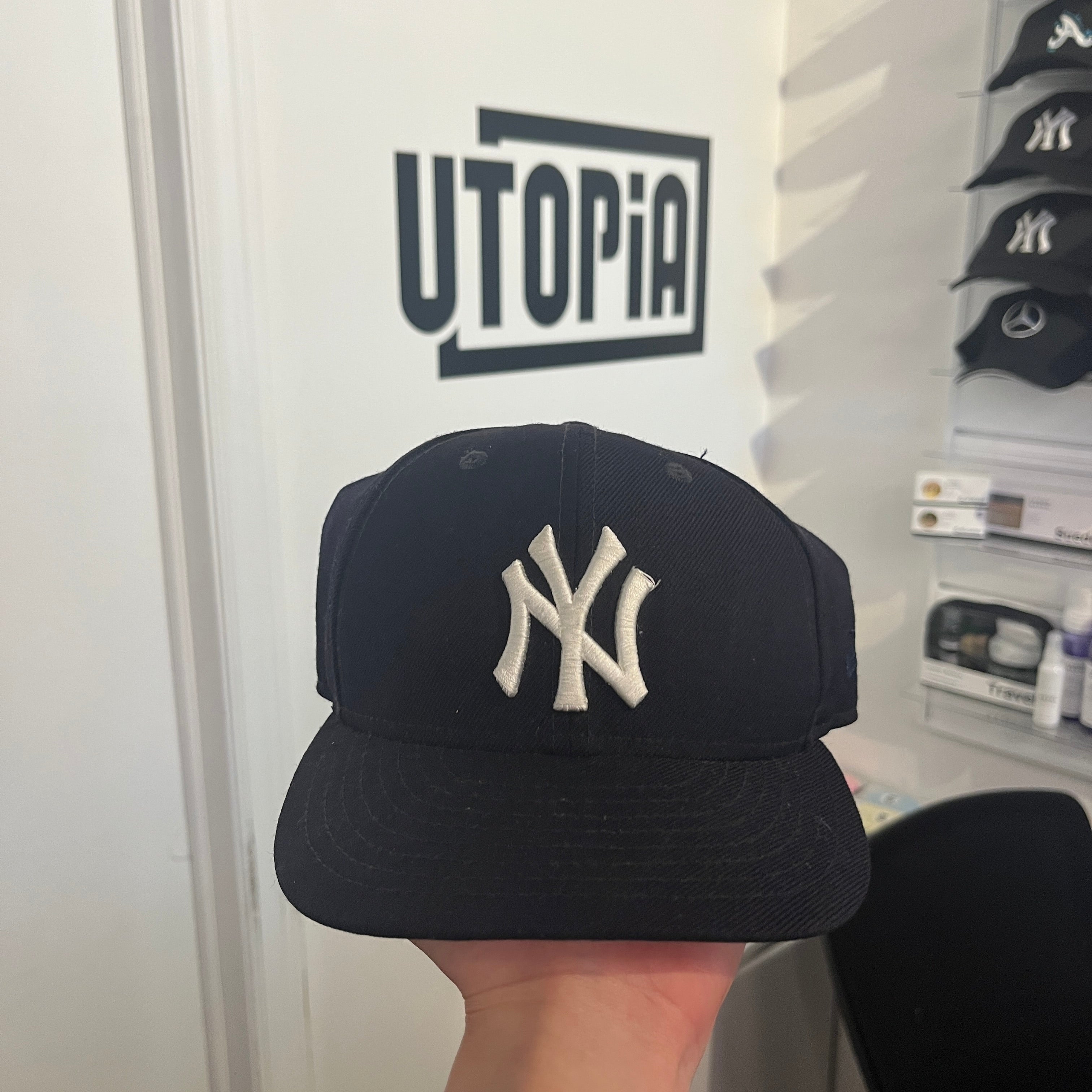 Kith hotsell yankees hat