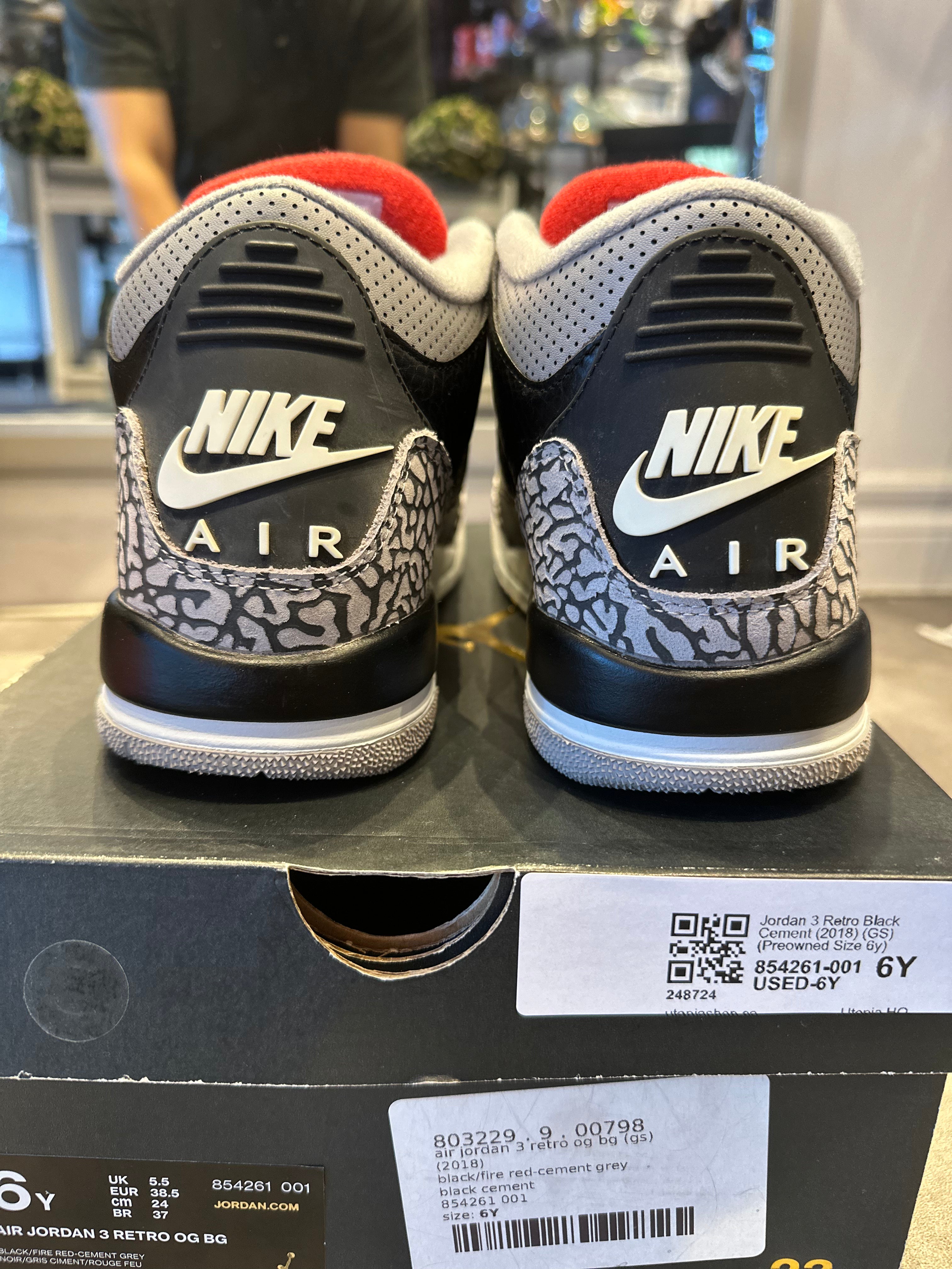 Jordan 3 Retro Black Cement (2018) (GS) (Preowned Size 6y)