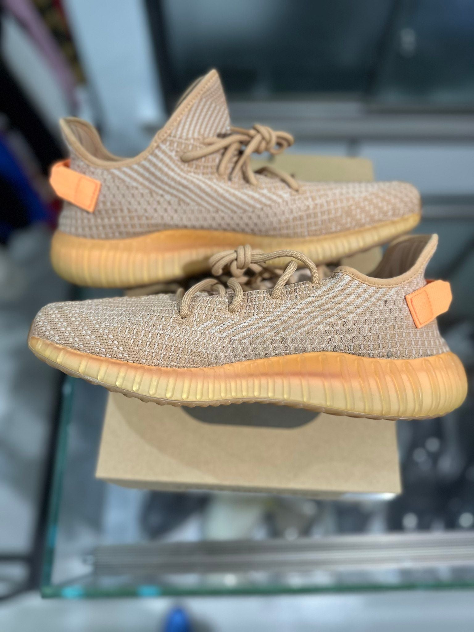 Adidas Yeezy Boost 350 V2 Clay - Pre-Owned Size 11 (Replacement Box)