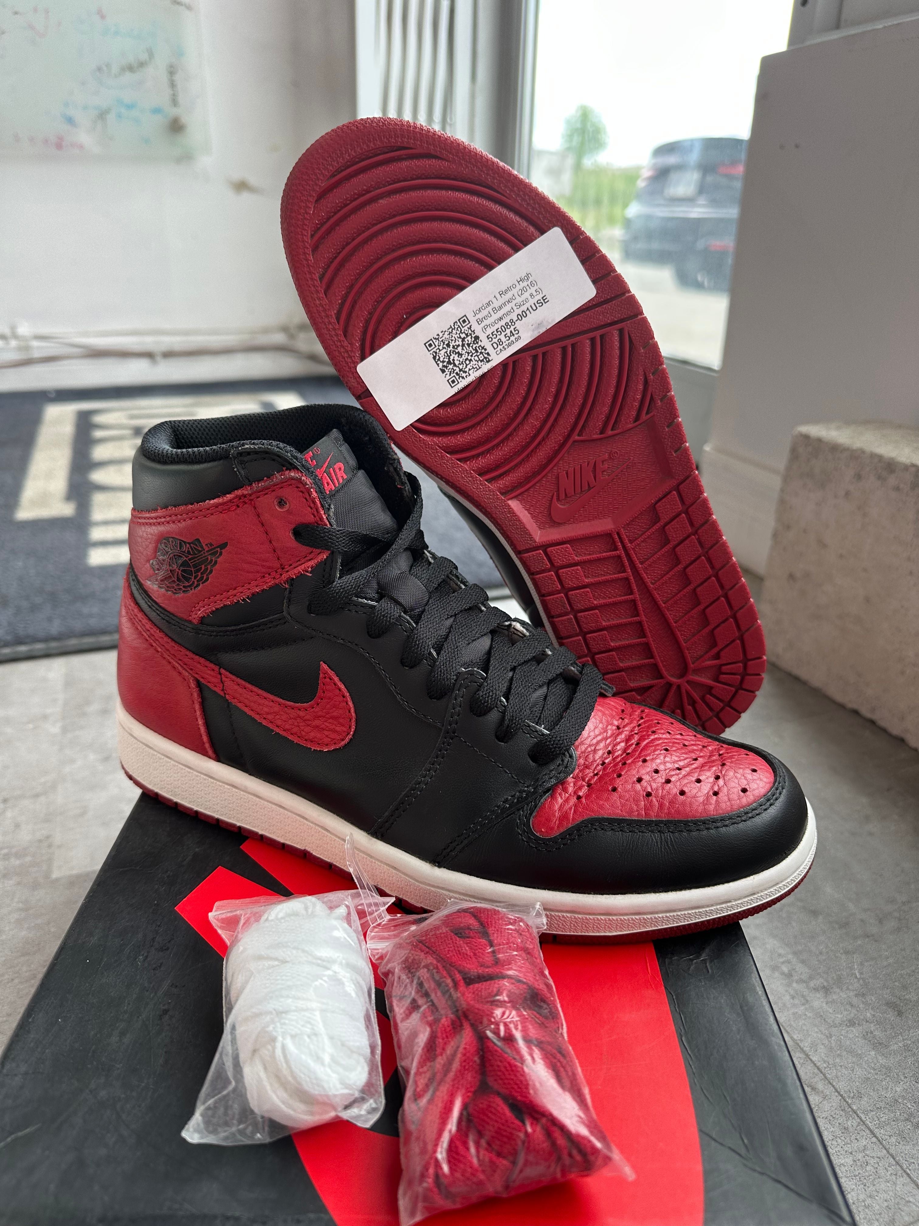 Jordan 1 Retro High Bred Banned (2016) - Pre-Owned Size 8.5