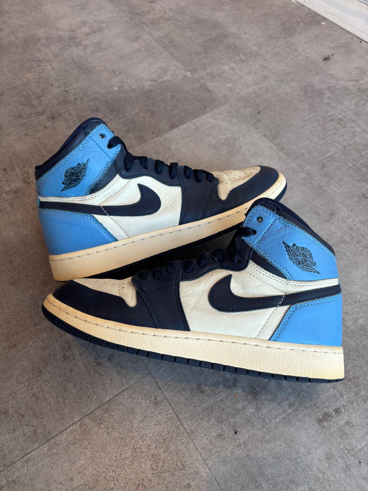 Jordan 1 Retro High Obsidian GS - Pre-Owned Size 6.5Y (No original box)