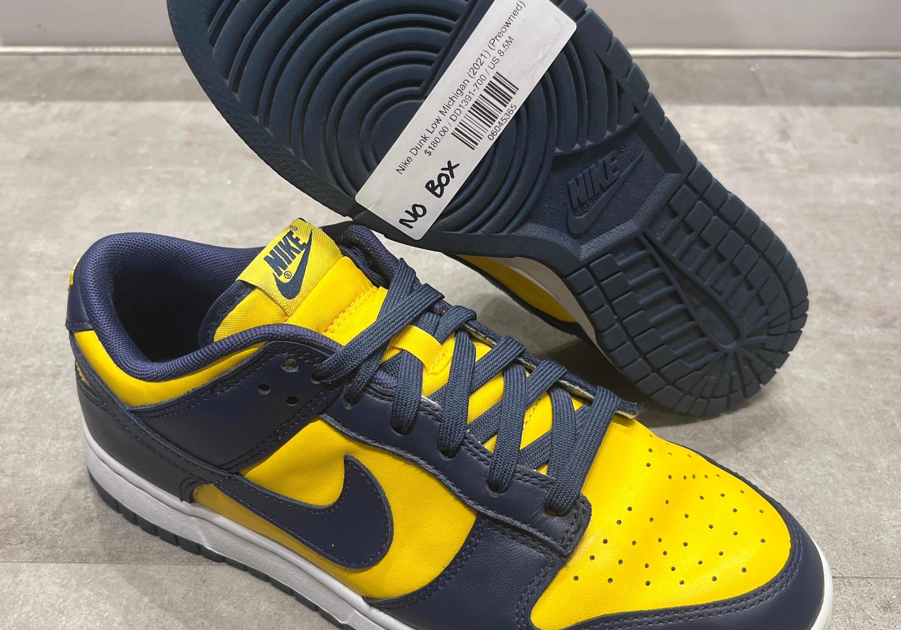 Nike Dunk Low Michigan (2021) (Preowned)