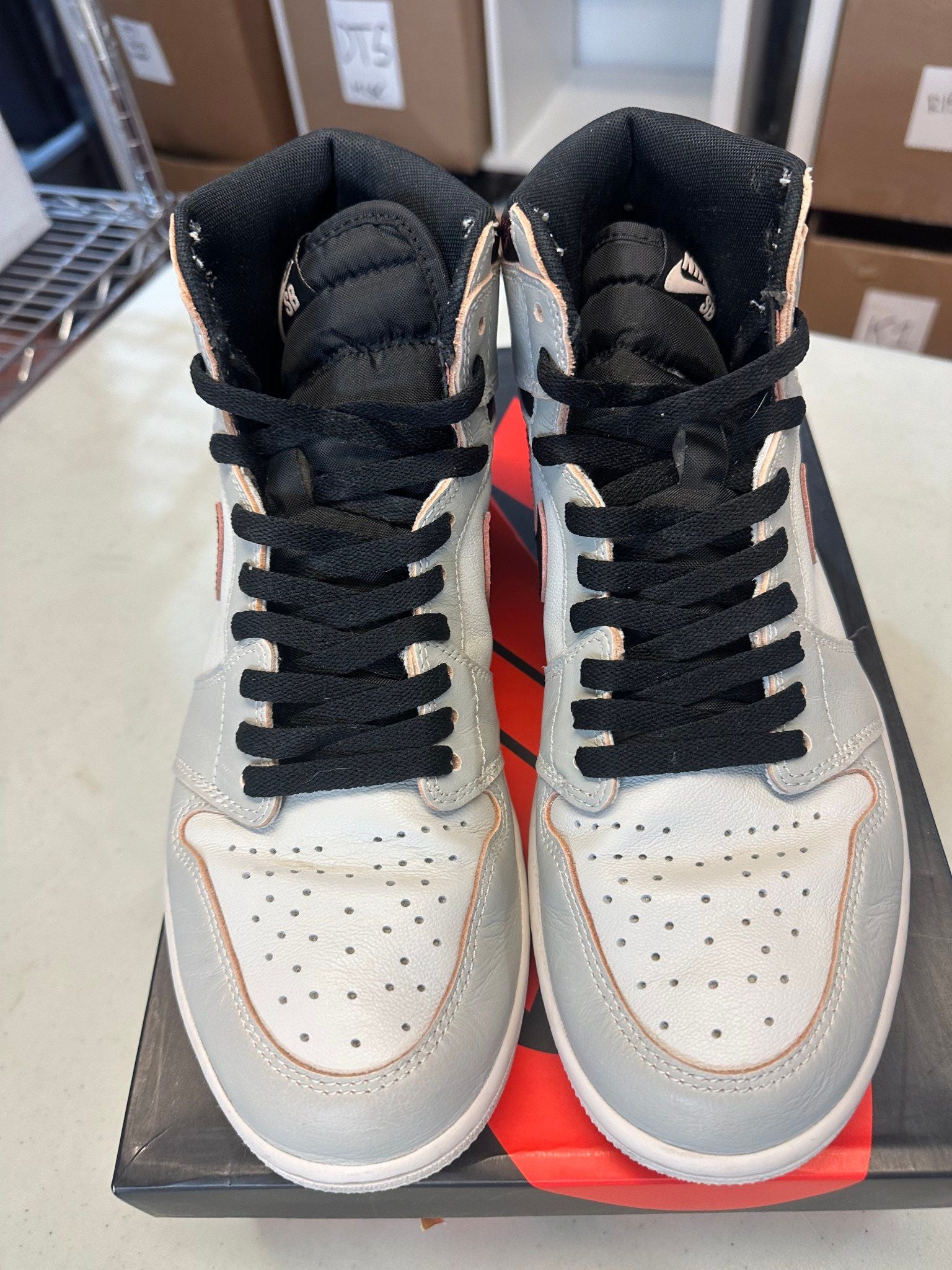 Jordan 1 High OG Defiant SB NYC To Paris - Pre-Owned Size 10