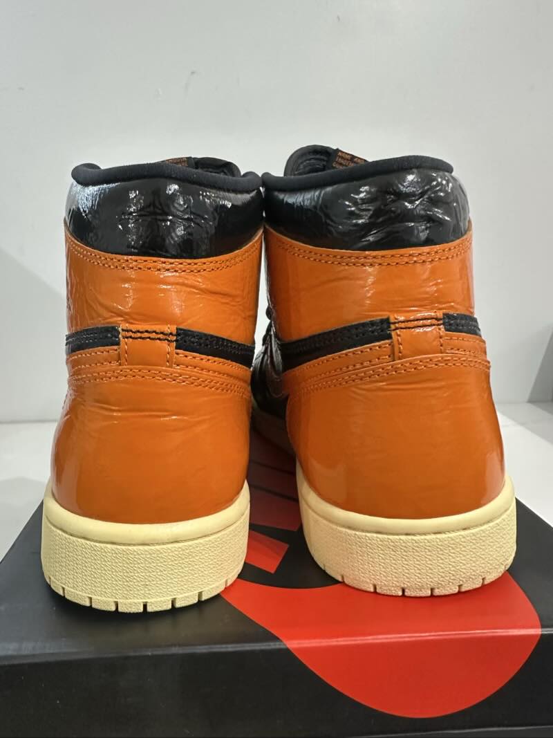 Jordan 1 Retro High Shattered Backboard 3.0 - Pre-Owned Size 9