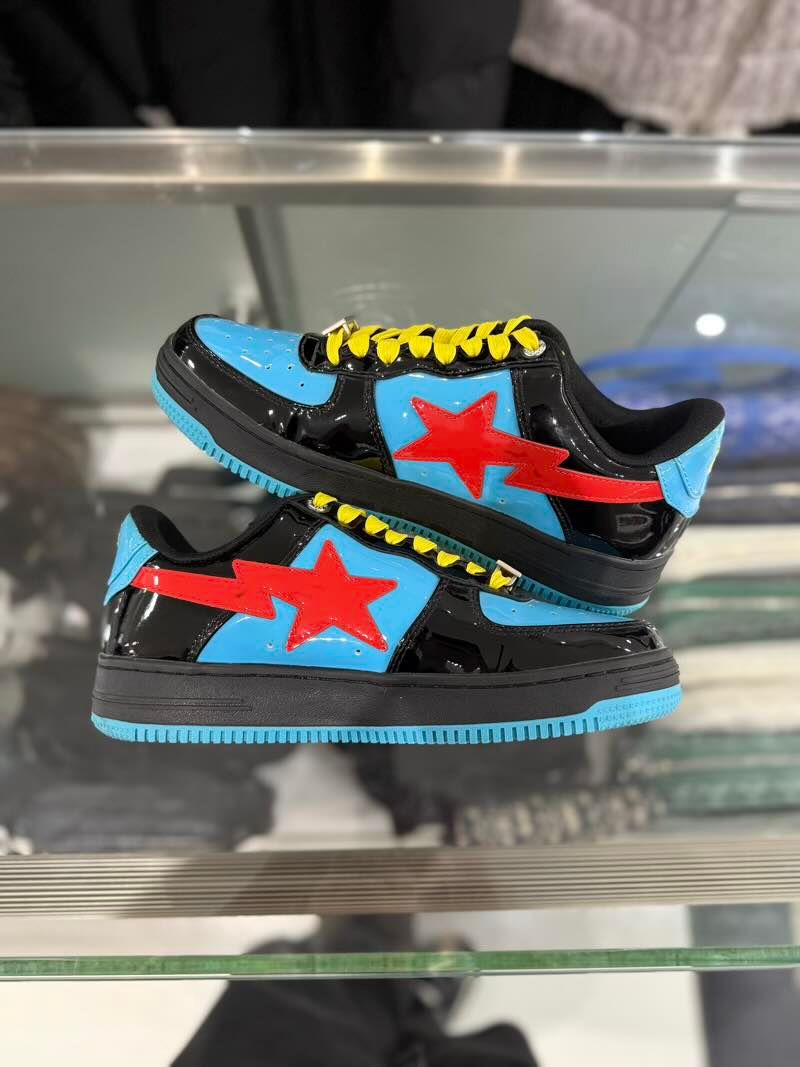 A Bathing Ape Bape Sta Marvel Comics Black Widow (2022) - Lightly Pre-Owned Size 8 (No Original Box)