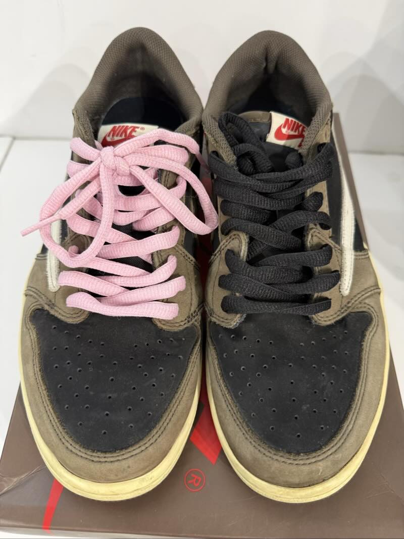 Air Jordan 1 Retro Low OG SP Travis Scott Mocha - Pre-Owned Size 9.5