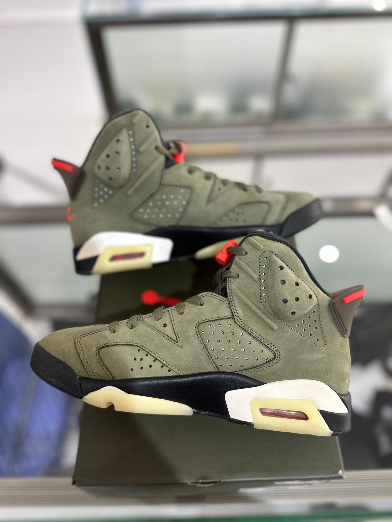 Air Jordan 6 Retro Travis Scott (Preowned Size 8.5) - Pre-Owned