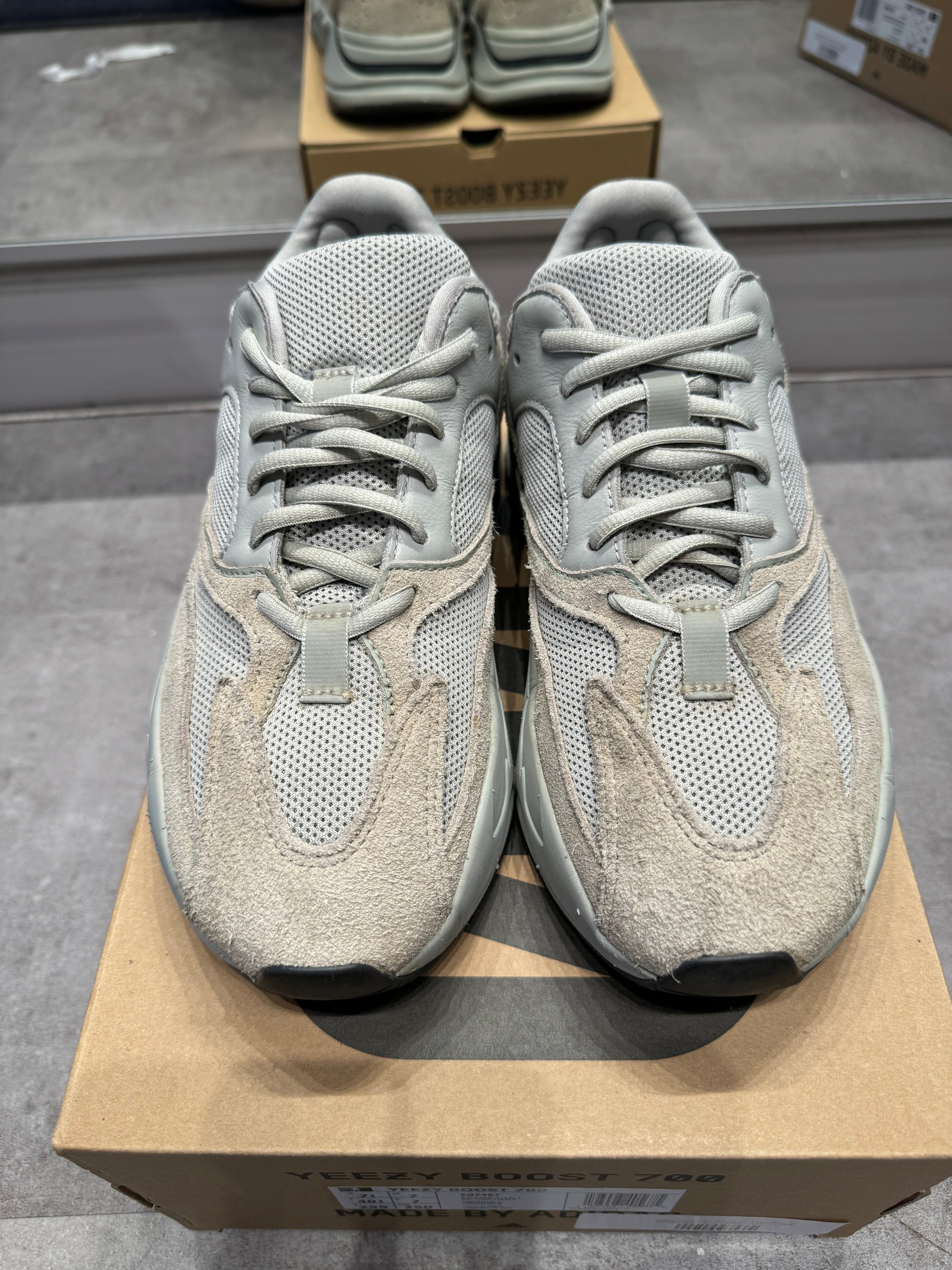 Adidas Yeezy 500 Bone White (2023), pre-owned, US Men's 7.5 – photo 7 of 7