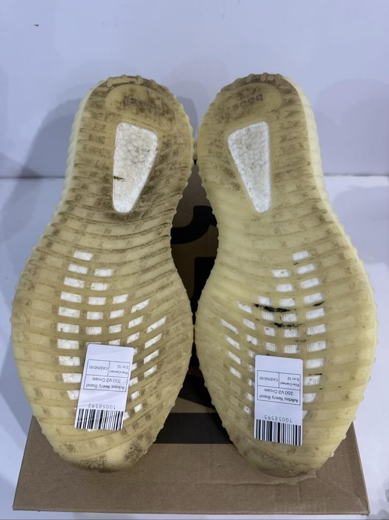 Adidas Yeezy Boost 350 V2 Cream, pre-owned, US Men's 12 – photo 7 of 7