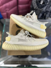 adidas Yeezy Boost 350 V2 Light, pre-owned, US Men's 7.5 – photo 5 of 7