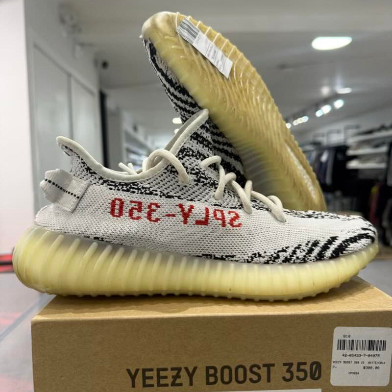 Adidas Yeezy Boost 350 V2 Zebra, pre-owned, US Men's 7.5 – photo 2 of 7