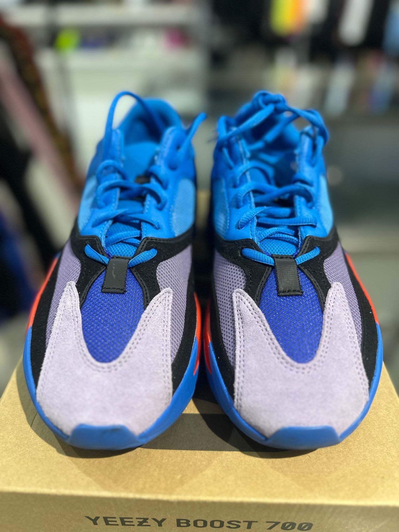 adidas Yeezy Boost 700 Hi-Res Blue, pre-owned, US Men's 9.5 – photo 3 of 7