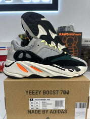 Adidas Yeezy Boost 700 V1 Wave Runner, pre-owned, US Men's 8.5 – photo 2 of 7