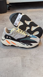 Adidas Yeezy Boost 700 V1 Wave Runner (Preowned Size 8.5)