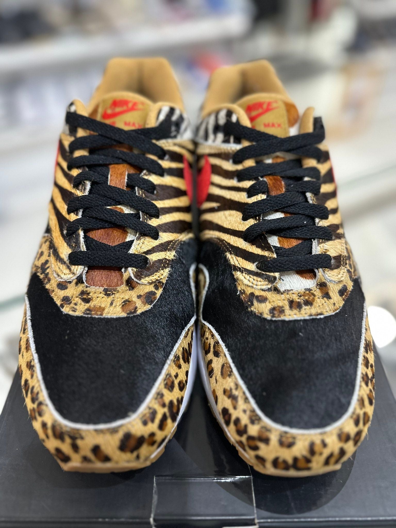 Nike Air Max 1 atmos Animal Pack 2.0 (All Black Box) (2018) - Pre-Owned Size 11