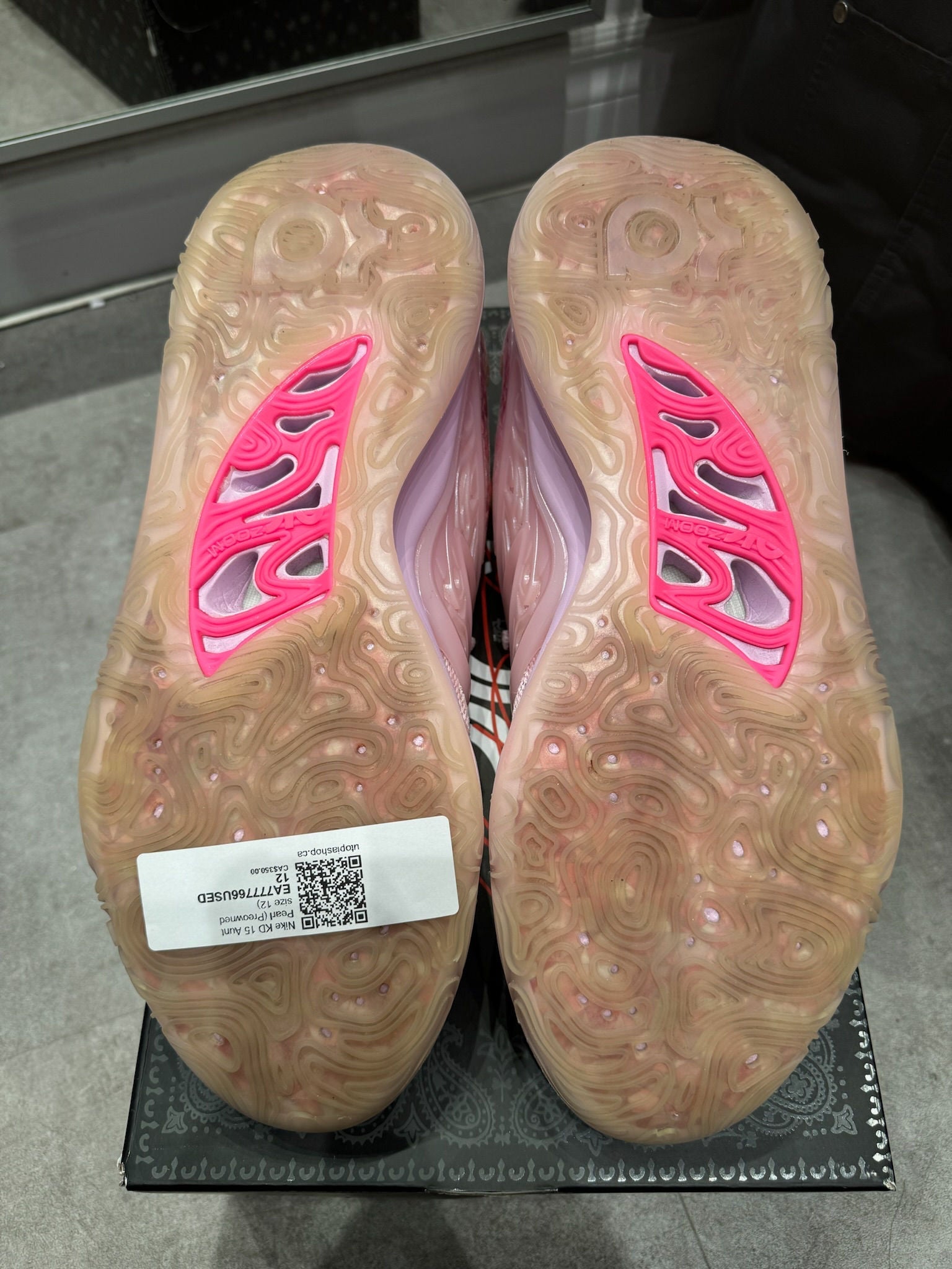 Nike KD 15 Aunt Pearl - Pre-Owned Size 12
