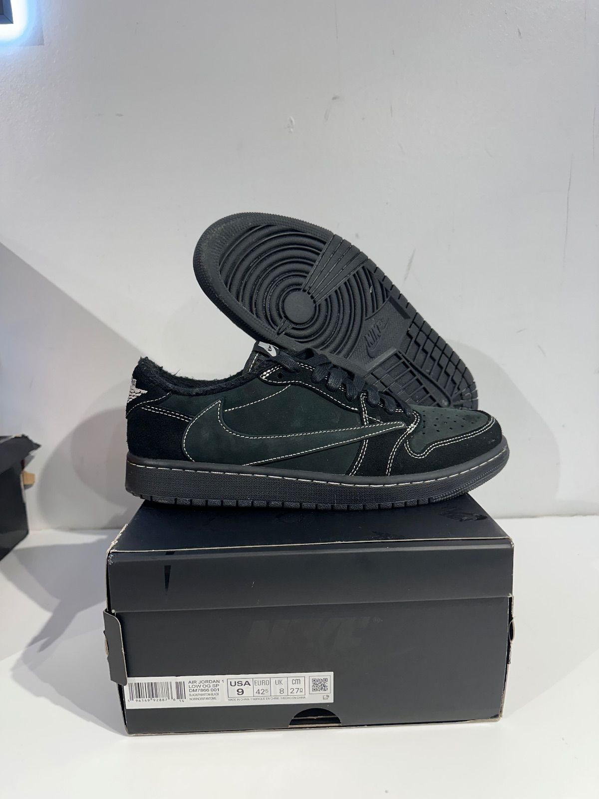 Jordan 1 Retro Low Travis Scott Black Phantom - Pre-Owned Size 9