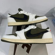 Jordan 1 Retro Low OG SP Travis Scott Medium Olive - Pre-Owned Size 10