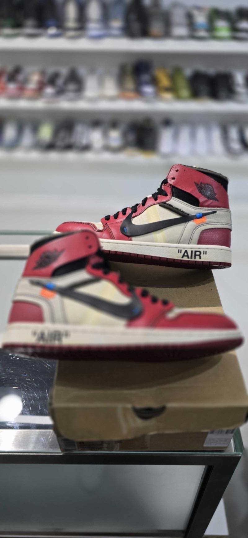 Jordan 1 Retro High Off-White Chicago - Pre-Owned Size 8