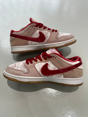 Nike SB Dunk Low Strangelove Skateboards - Pre-Owned (No original box)