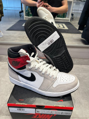 Jordan 1 Retro High Light Smoke Grey (Preowned)