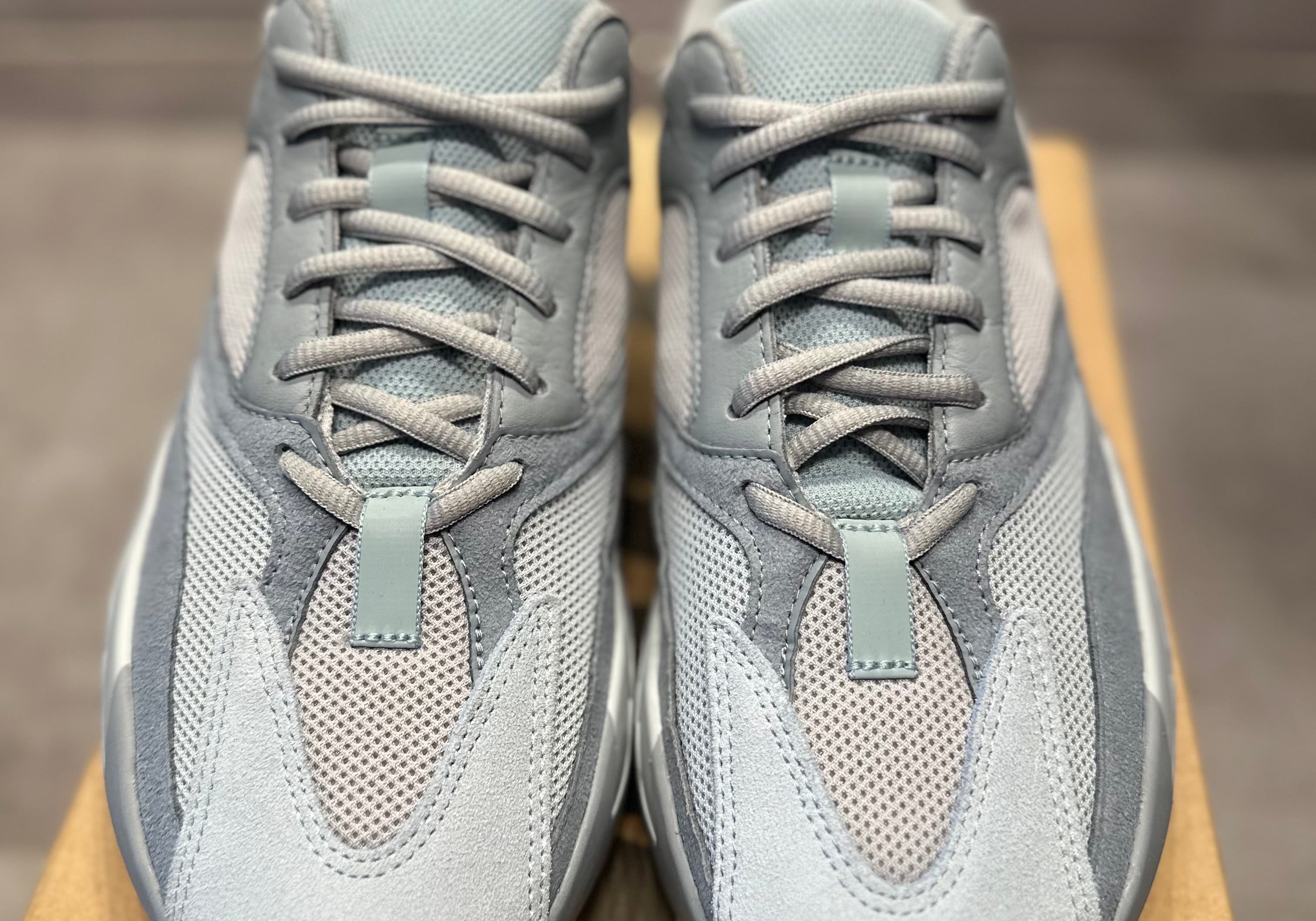 Adidas Yeezy Boost 700 Inertia (Preowned)