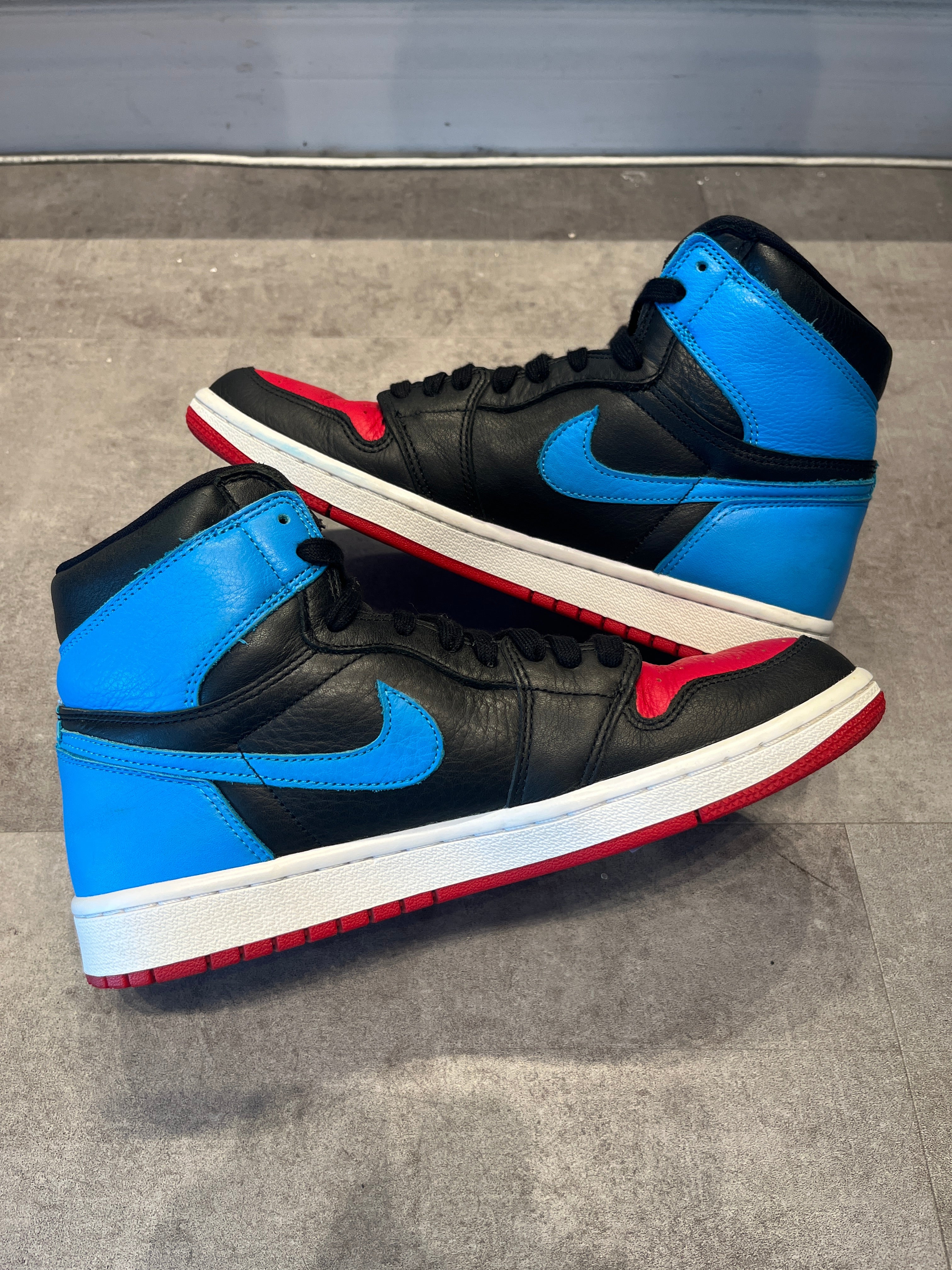 Jordan 1 Retro High NC To Chi (W) (Preowned)