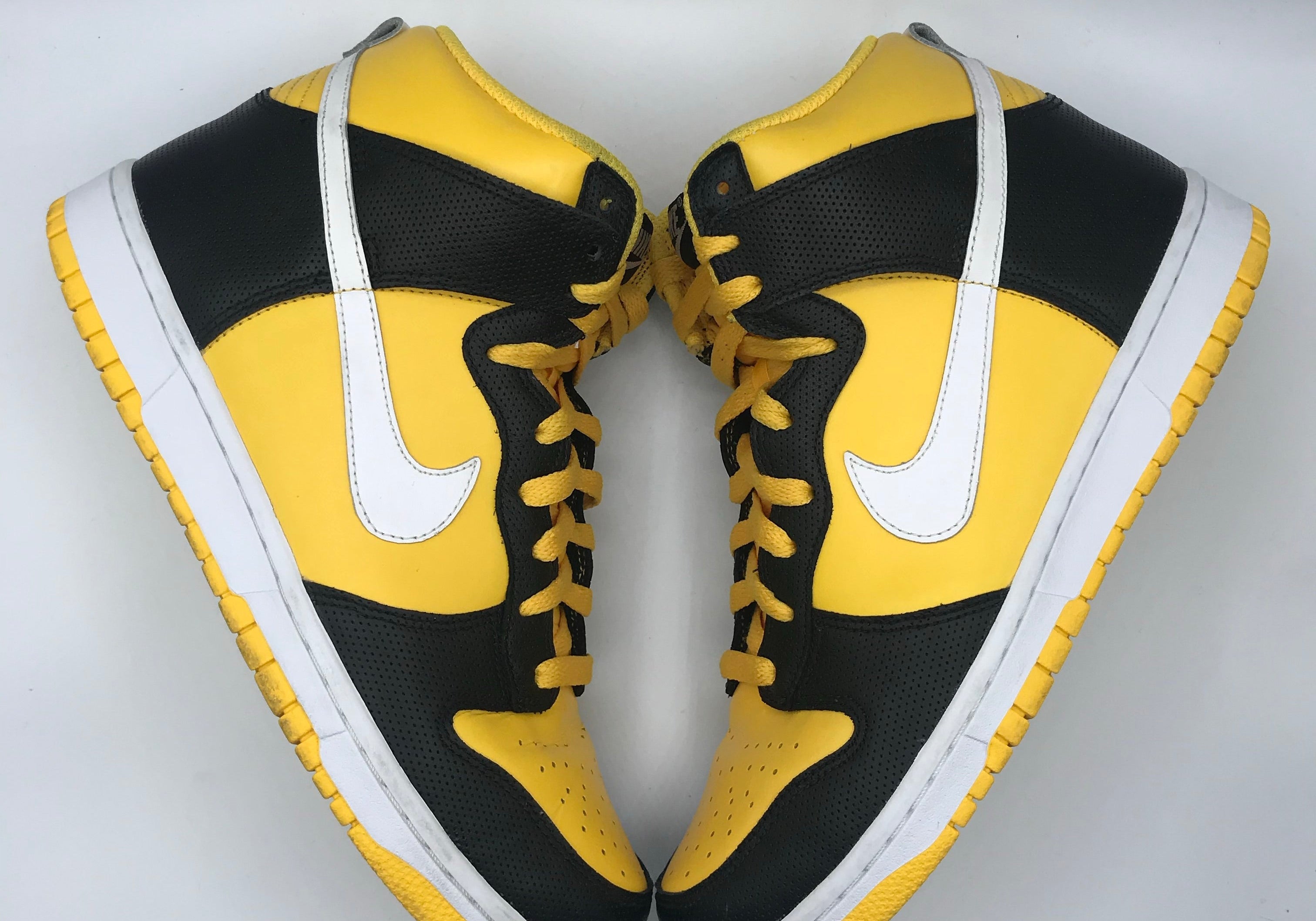 Nike Dunk High Varsity Maize White (Preowned)