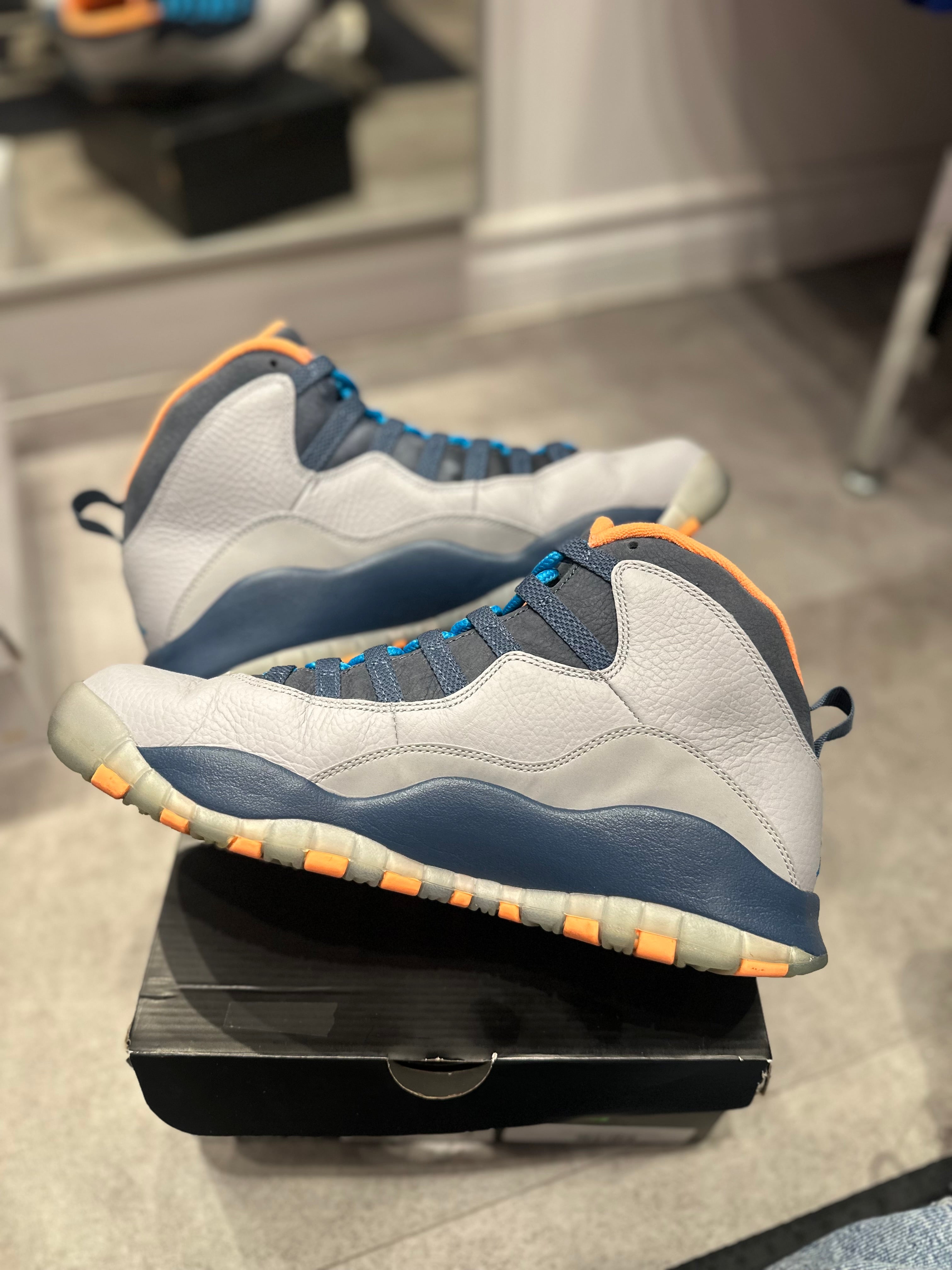 Jordan 10 Retro Bobcats (Preowned Size 10.5)