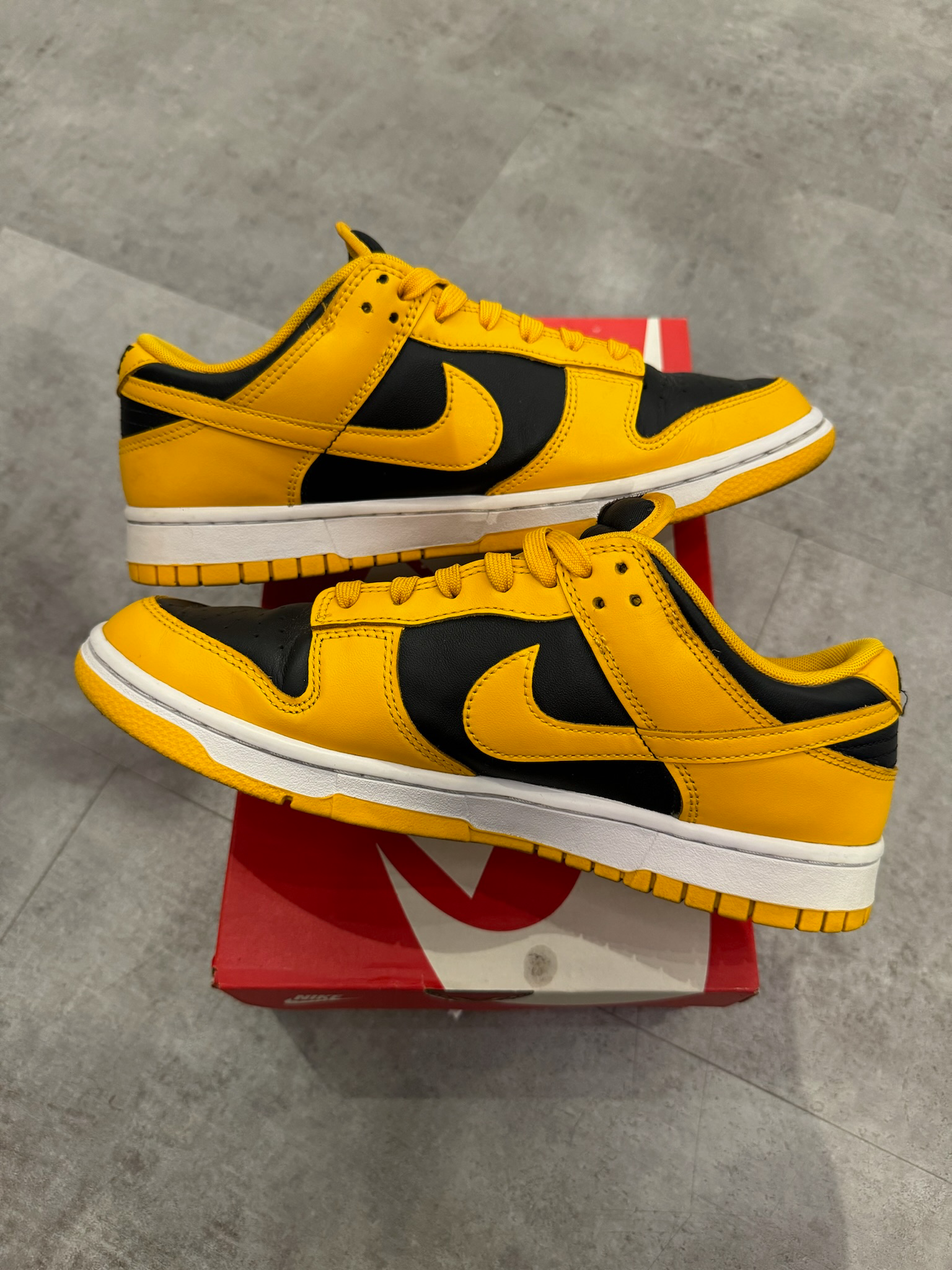 Nike Dunk Low Goldenrod (Preowned Size 9)