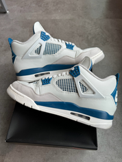 Jordan 4 Retro Military Blue (2024) (Preowned Size 10.5)